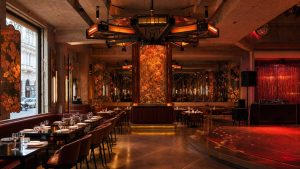 Le Poisson Volant ouvre dans le 11e arrondissement de Paris : un restaurant qui se transforme en club dès 23 heures